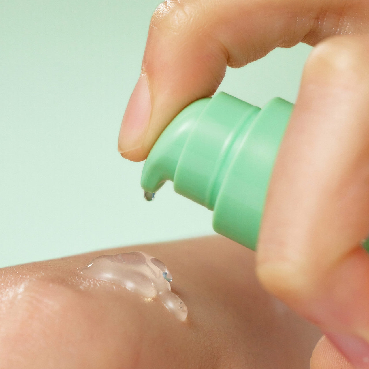 Purito SEOUL Wonder Releaf Centella Serum Unscented (60ml) - Best Buy World Singapore